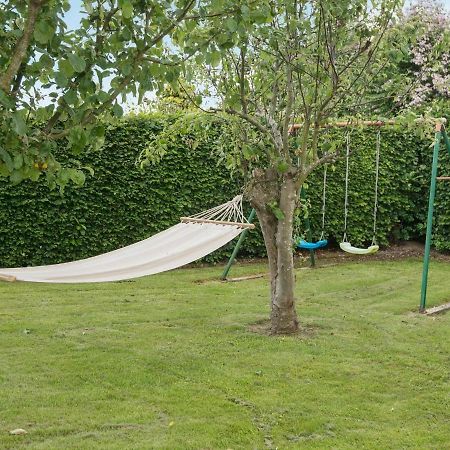 4 Person Holiday Home In ハザスレウ エクステリア 写真