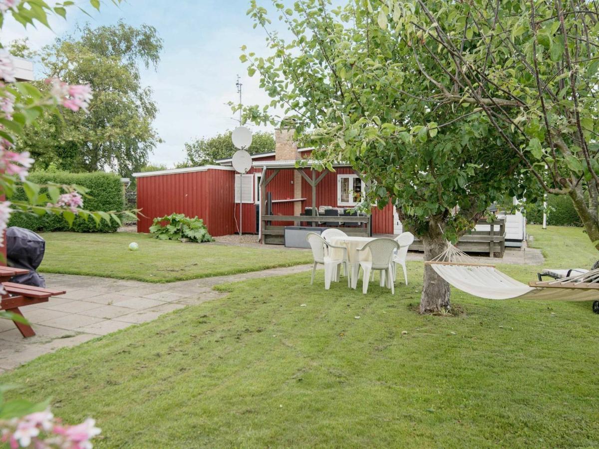4 Person Holiday Home In ハザスレウ エクステリア 写真