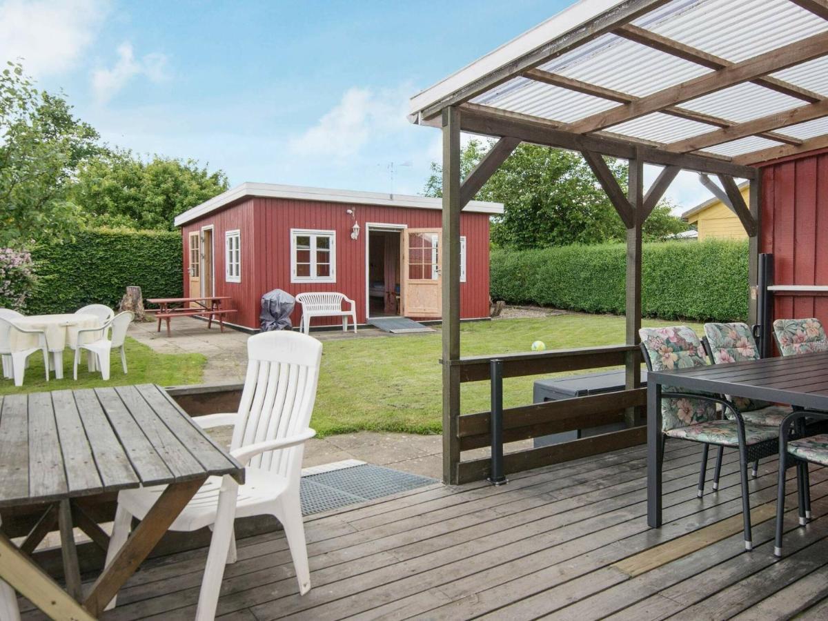 4 Person Holiday Home In ハザスレウ エクステリア 写真